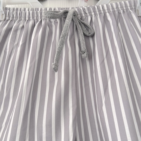 Shein Women 2Pcs Set Pajamas Crop Tank Top W/ Shorts! - Picture 6 of 7